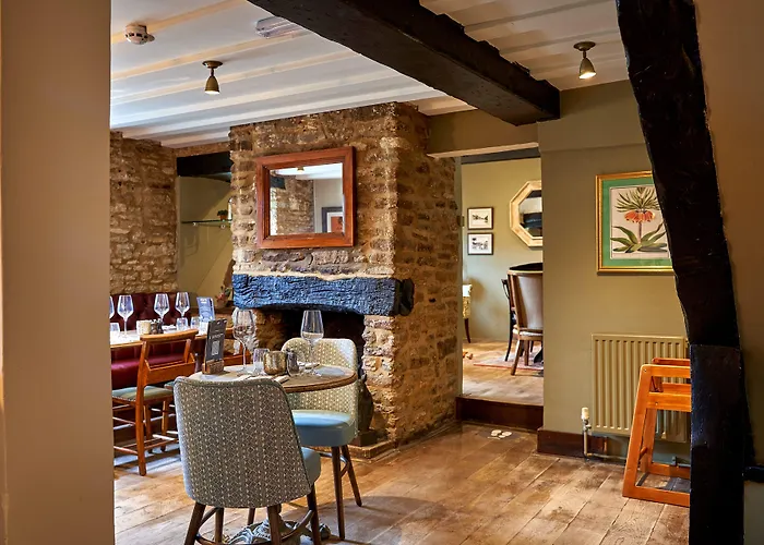 The Horse And Groom Inn Malmesbury