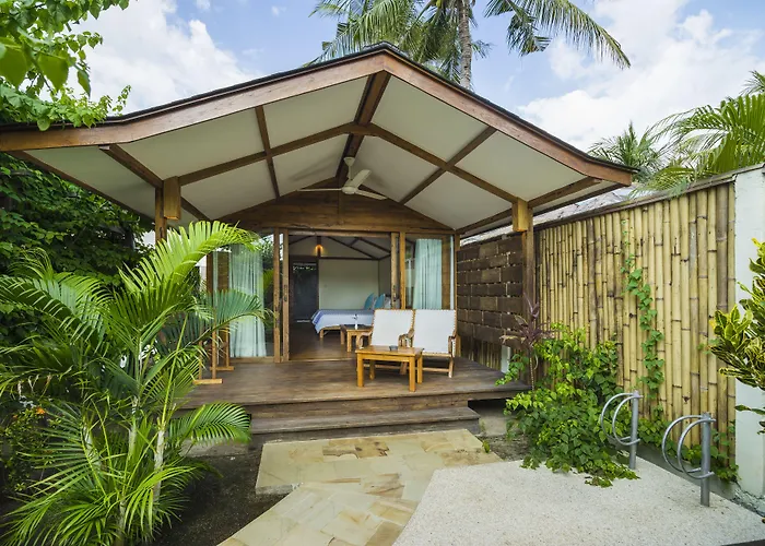 Gili Teak Beach Front Resort Gili Trawangan