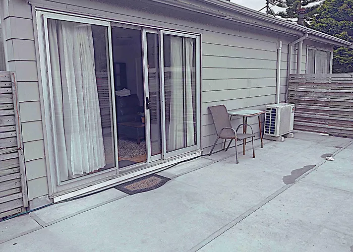 Newlands Court Motel Wellington