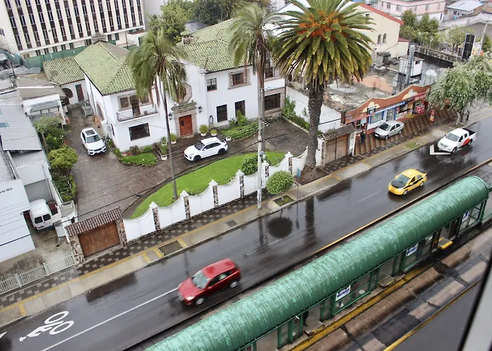 Hotel 6 De Diciembre Quito