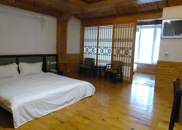 Full Moon Spa Wulai