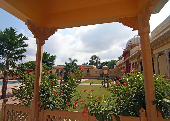 Amar Mahal Hotel Orchha