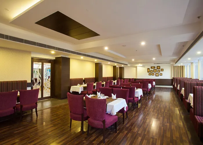 Velvet Clarks Exotica Hotel Zirakpur