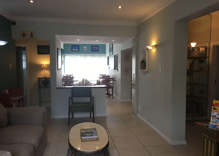 Spring Tide Inn Guest House By Ctha Cape Town