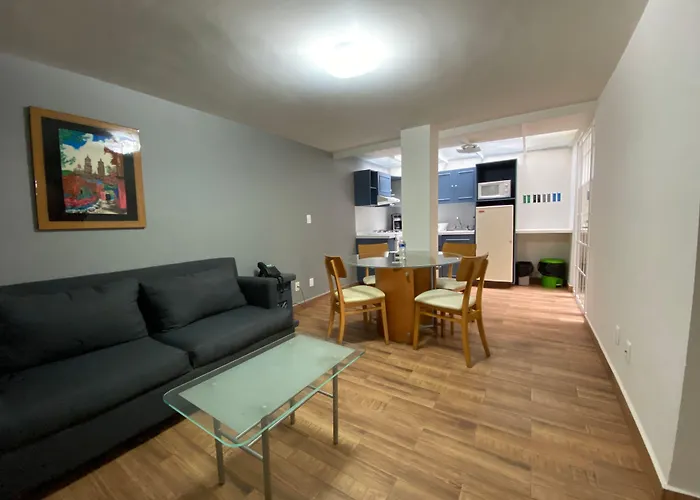 Grupo Kings Suites - Bosques de Duraznos 78 México DF