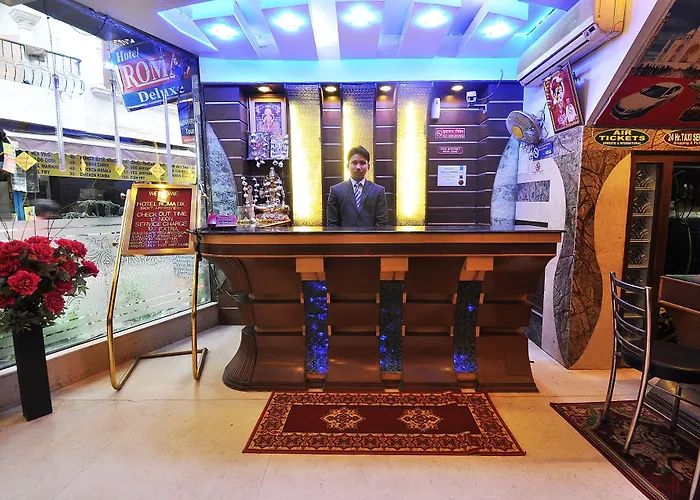 Oyo 27156 Roma Dx Hotel New Delhi