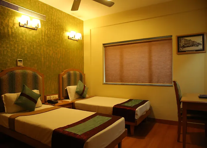 Hotel Sudesh Tower Kolkata