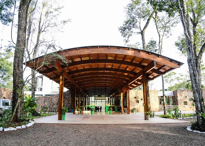 Rainforest Hotel & Cabanas Puerto Iguazú