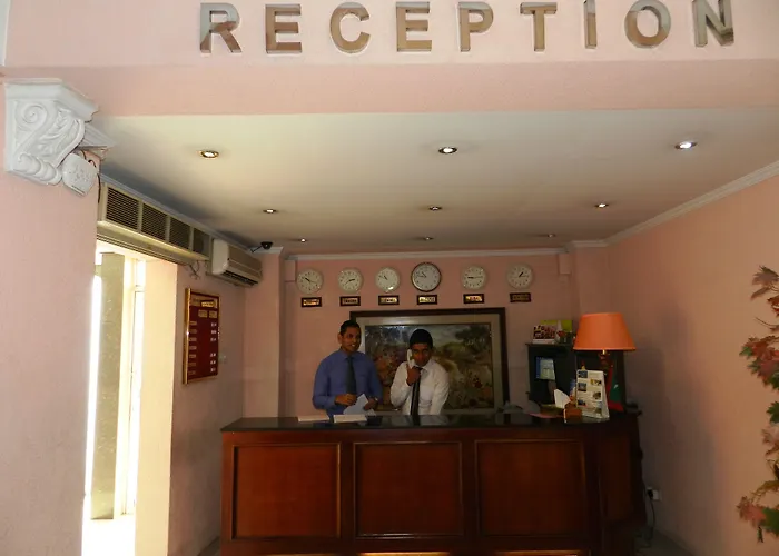 Pearl City Hotel Colombo