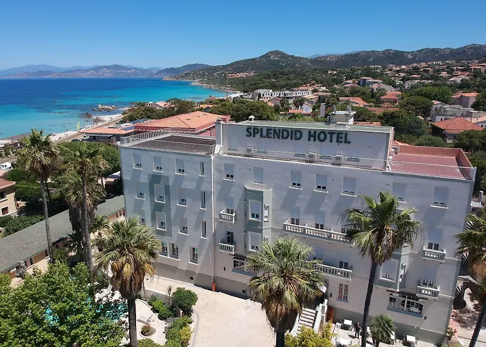 Splendid Hôtel LʼÎle-Rousse