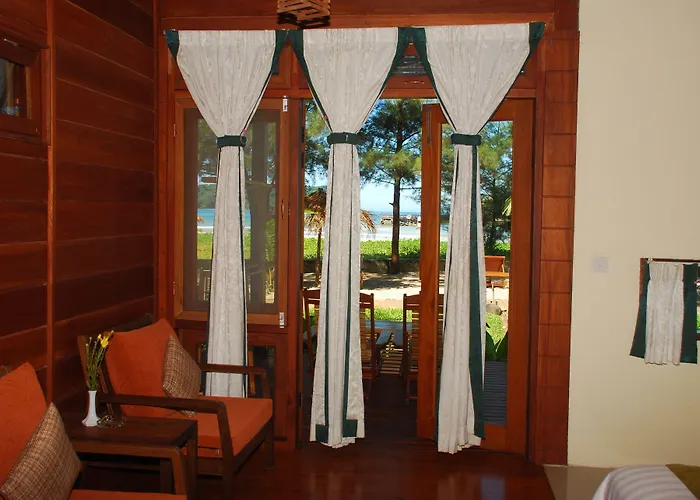 Pleasant View Resort Ngapali