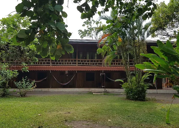 Miss Junies Lodge Tortuguero