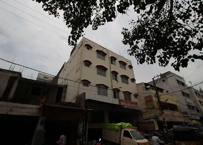 Hotel Maya Deluxe Hyderabad