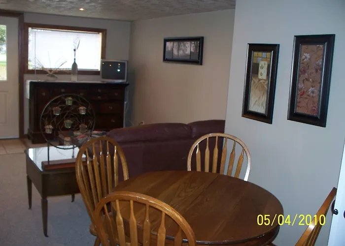 The Cobblestone Manor Bed & Breakfast Cardston