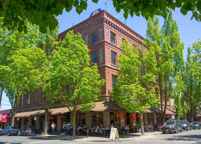 Mcmenamins Hotel Oregon McMinnville