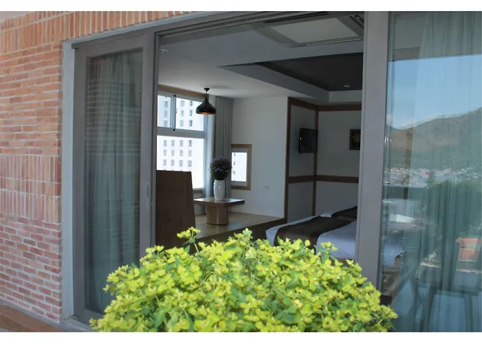 Khách sạn Boutique Seasing Nha Trang