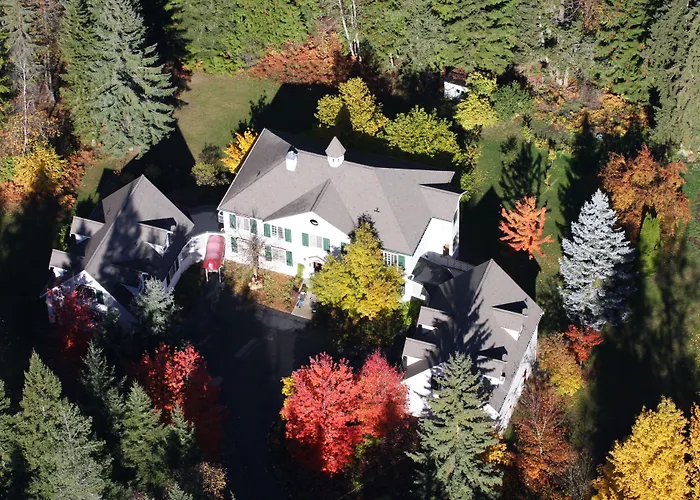 The Inn At The Ninth Hole Bed & Breakfast Salmon Arm