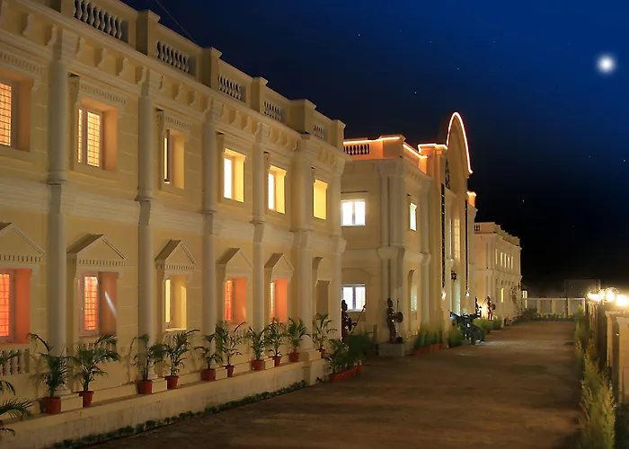 Kumararraja Palace Yelagiri