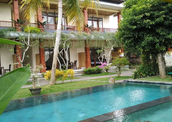 Nyoman Sandi Guest House Ubud 