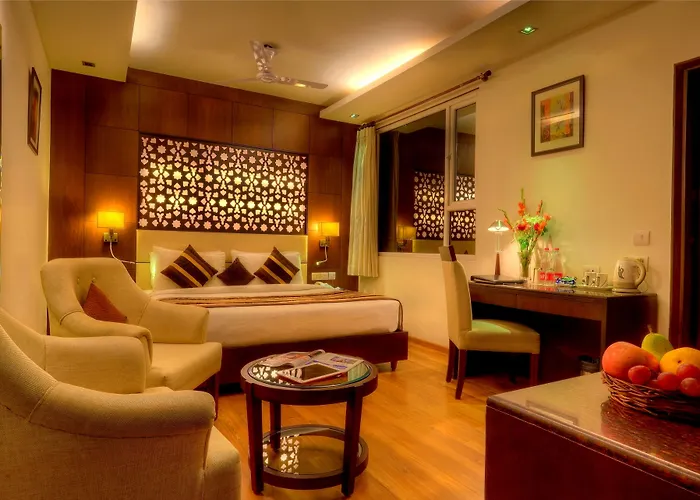 Oyo Townhouse 537 Regent Intercontinental Hotel Delhi 