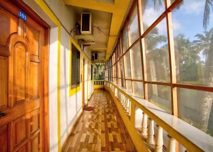 3 Star Guest House Calangute