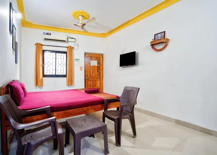3 Star Guest House Calangute