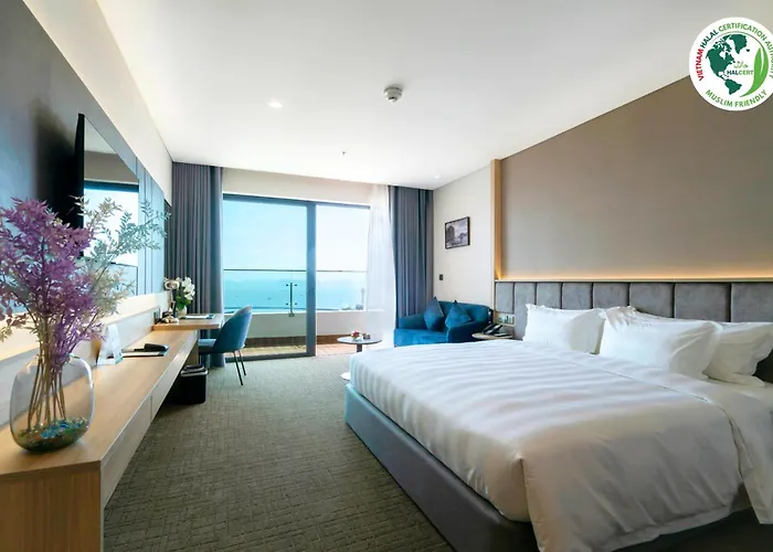 Hotel Wyndham Garden Legend Halong
