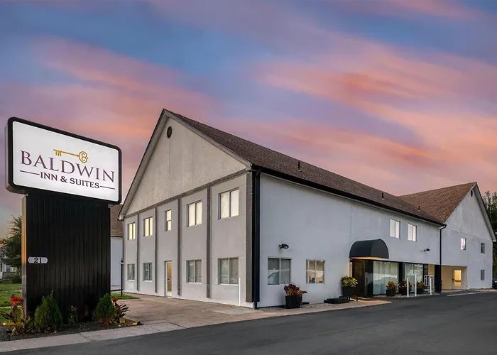 Baldwin Inn & Suites, Surestay Collection By Best Western West Springfield