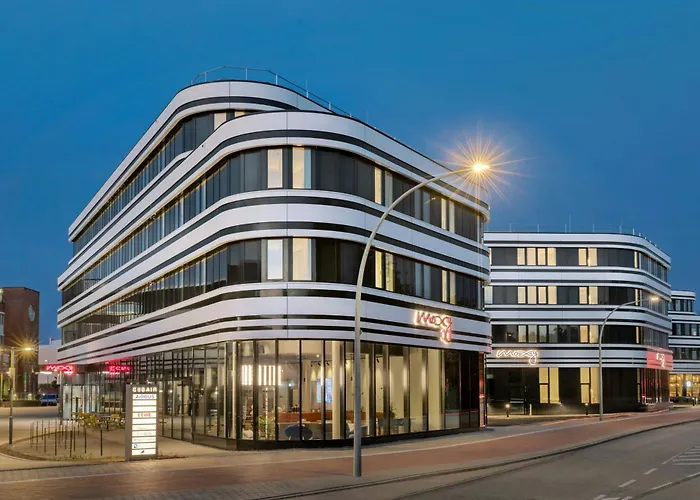 Moxy Hamburg - Finkenwerder Hotel