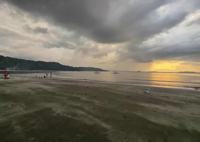 Wombats Beach Resort, Bar And Restaurant Olongapo