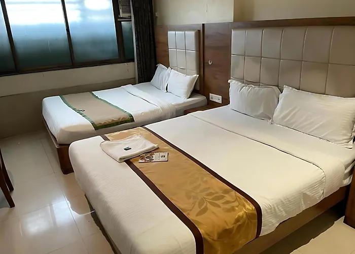 Glitz Hotels Regal International - Nr International Airport Mumbai