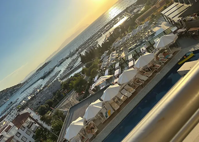 Suhan Seaport Hotel Kuşadası