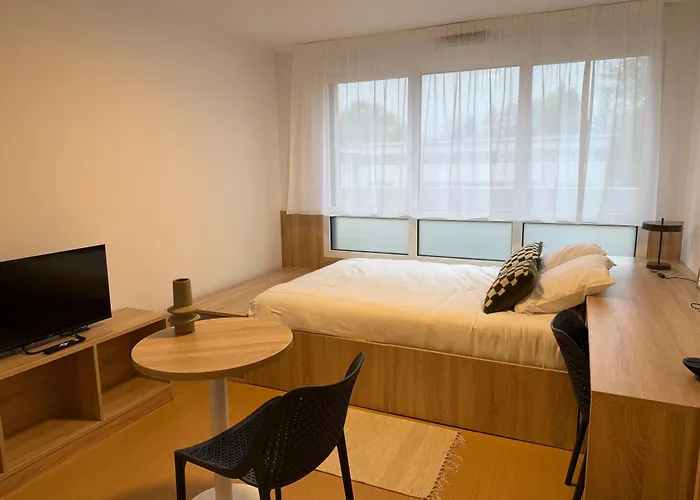 Aparthotel Sweetly Saclay Gif-Sur-Yvette