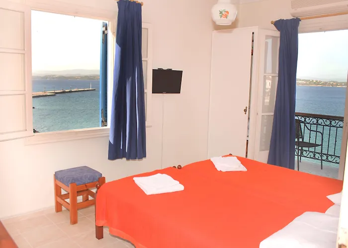 Stelios Hotel Spetses Town