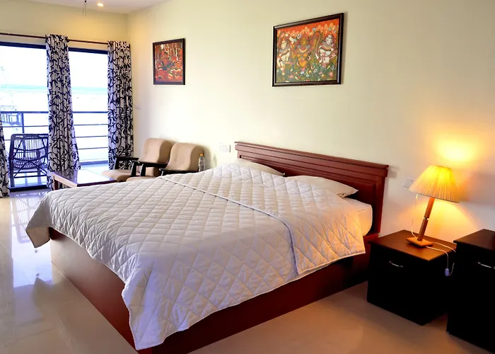 Lake Symphony Resort Kochi