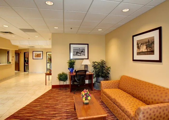 Rodeway Inn & Suites Phillipsburg