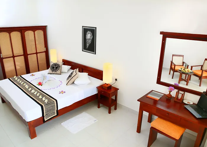 Sea Rock Villa Bentota
