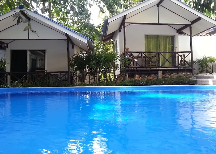 Exotic Bungalows เกาะช้าง