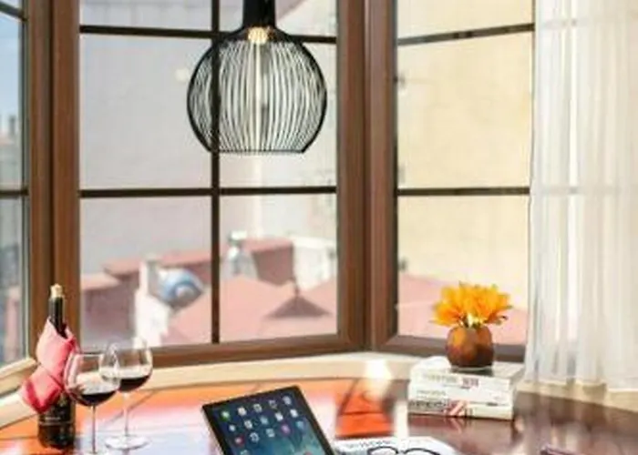 Emerald Boutique Hotel Hanoi