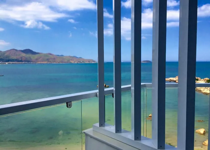La Mer Hotel Nha Trang