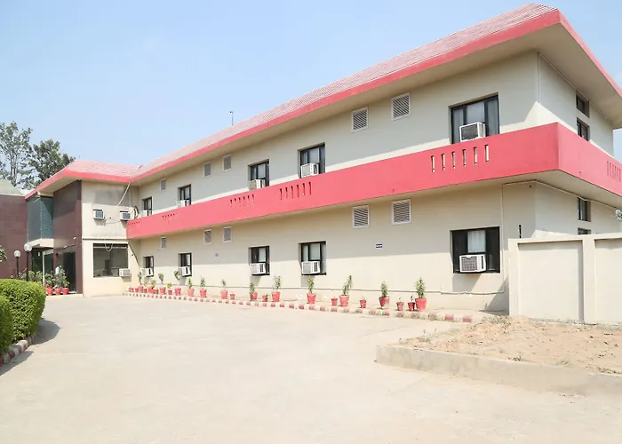 Pacific Inn Suryansh Hotel Gurgaon