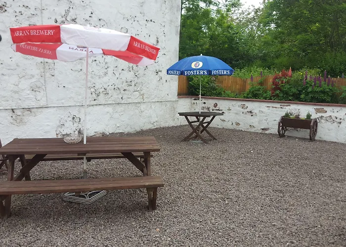 Ecclefechan Hotel