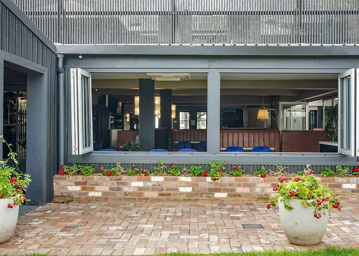 Grand Hotel And Studios Wyong
