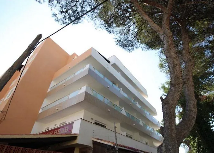 Hotel El Cortijo Es Cana