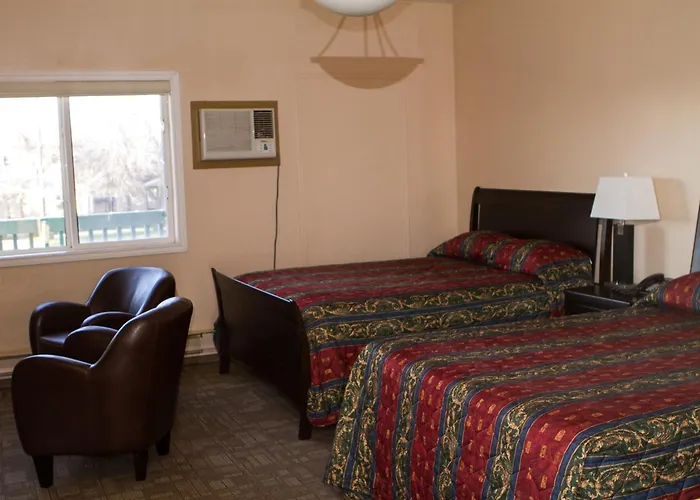 Woodland Motor Inn St. Paul