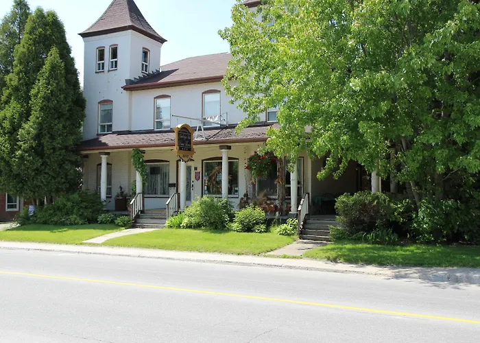 Auberge Les Deux Tours Saguenay