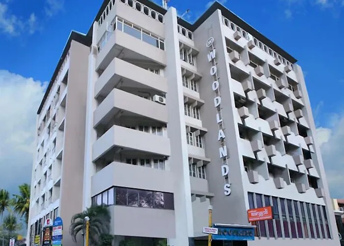 Woodlands Hotel Kochi