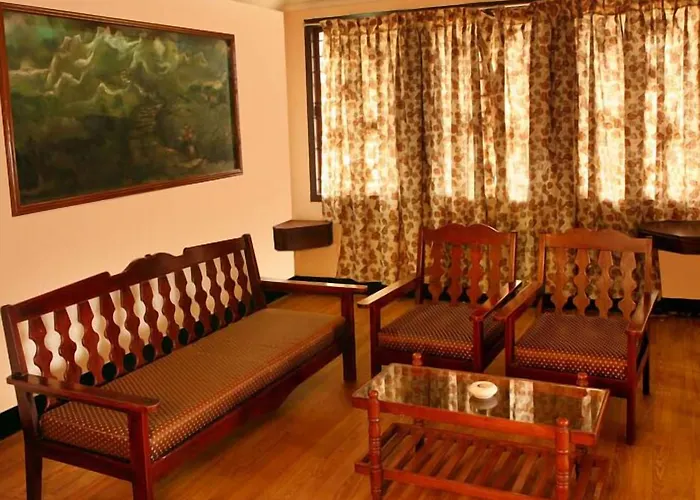 Woodlands Hotel Kochi