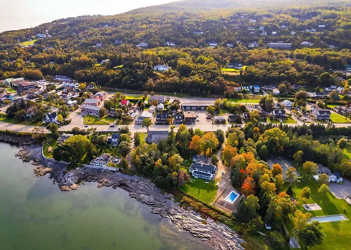 Clarion Pointe La Malbaie Hotel