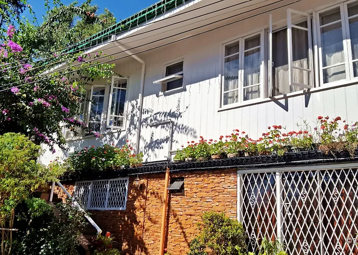 Mountain Lodge And Restaurant Baguio City